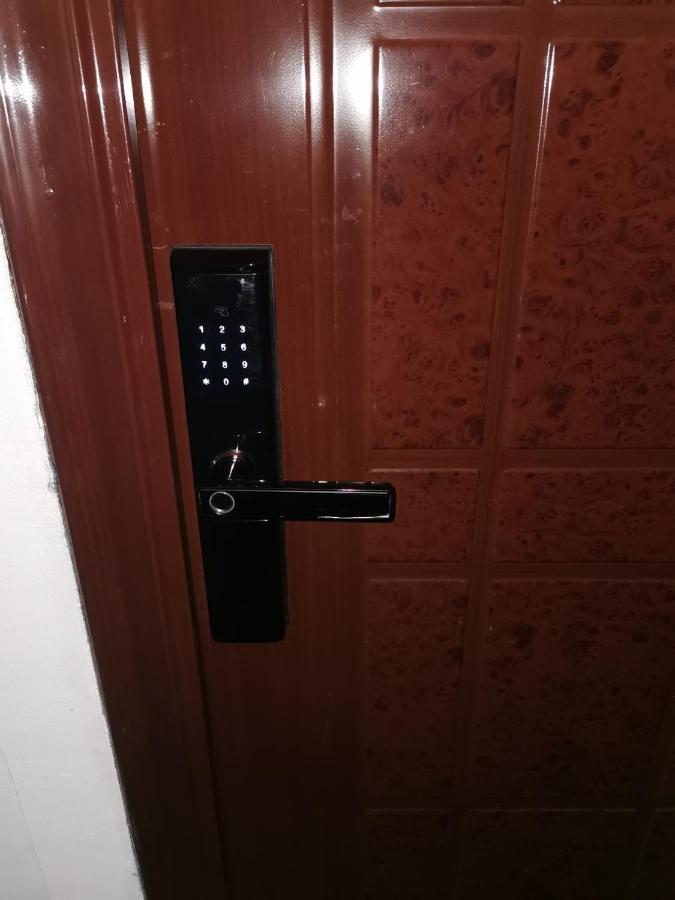 105500 Apartment Buşteni Exterior foto